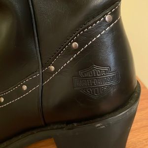 8.5 Harley Davidson riding boots